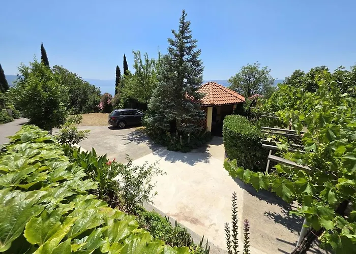 Blaz 2 - For 3 Persons, 150 M From The *