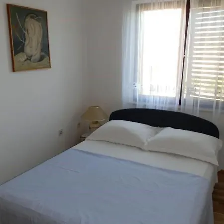Blaz 2 - For 3 Persons, 150 M From The Apartment