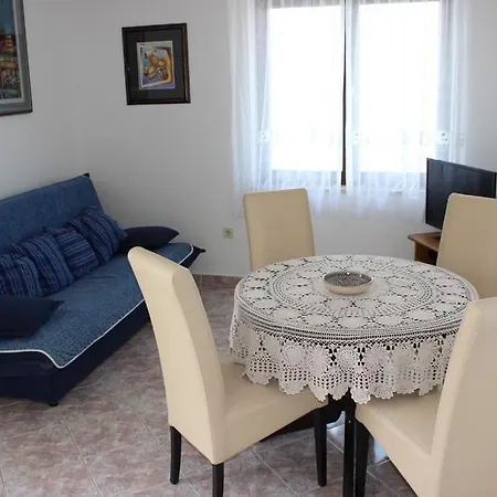 Blaz 2 - For 3 Persons, 150 M From The Apartment *