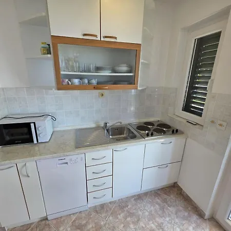 Blaz 2 - For 3 Persons, 150 M From The * Novi Vinodolski