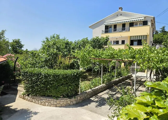 Blaz 2 - For 3 Persons, 150 M From The *